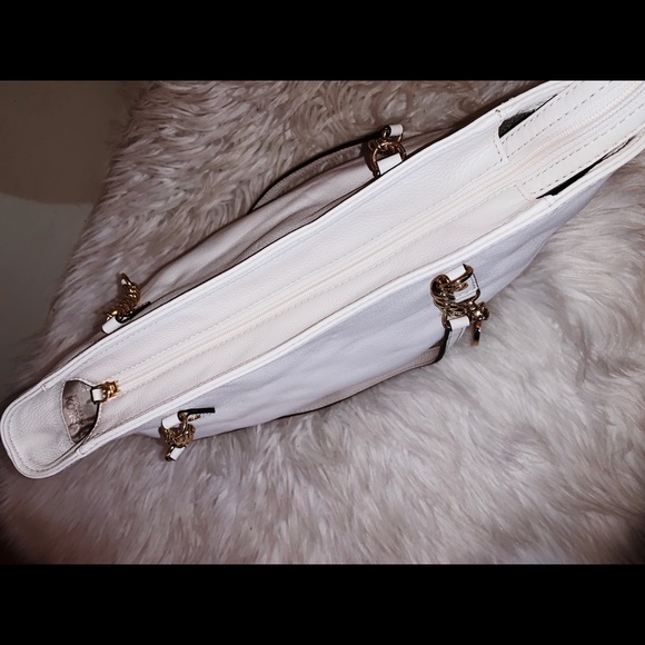 Michael Kors Purse - Picture 3 of 4